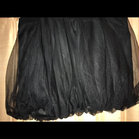 Guess black tulle bubble mini skirt Sz 9 - Picture 2 of 2